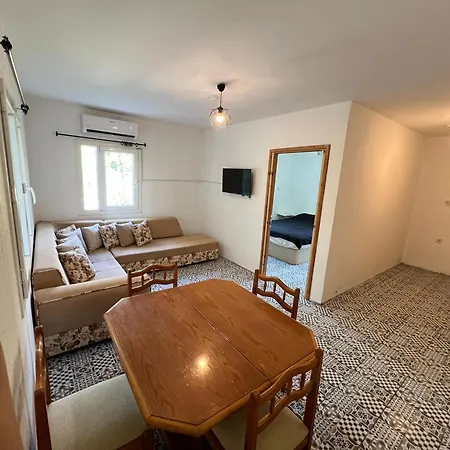 Hidden Paradise Garden Apart&hostel Aparthotel 3*