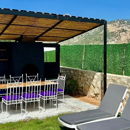 Hidden Paradise Garden Apart&hostel Aparthotel 3*