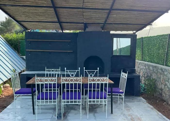 Hidden Paradise Garden & Aparthotel