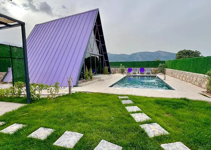 Hidden Paradise Garden & Aparthotel