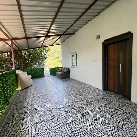 Hidden Paradise Garden Apart&villas 3*