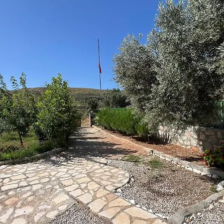 Hidden Paradise Garden Apart&villas